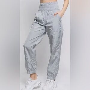 Free People FP Movement “The Way Home” Joggers – Silver | Size Small | EUC